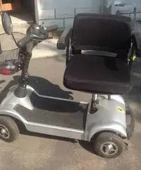Scooter a batteria a 4 ruote - Emilia Romagna