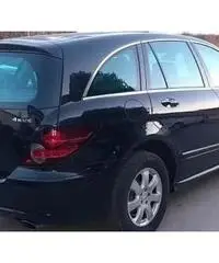 Mercedes clase R320 6 POSTI