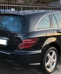 Mercedes R 320 CDI 4 MATIC 7 POSTI