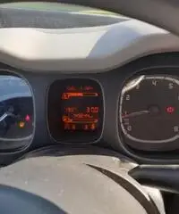 Fiat panda alimentata a metano unico proprietario