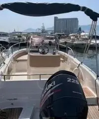 Barca BM 24 con Motore Suzuki DF 200