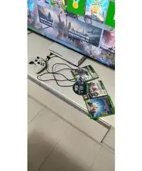 XBOX ONE SLIM 500 GB + 4 giochi