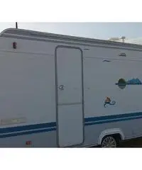 Roulotte Adria 4 posti