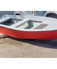 Barca da diporto per pesca costiera