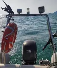 Gommone con motore 40 cavalli