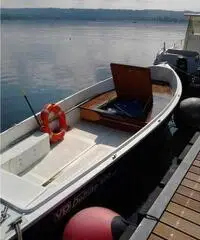 Lancia vetroresina mt.6