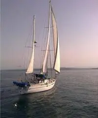 Barca a vela ketch