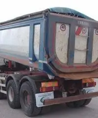 IVECO TRAKKER 440 E 44