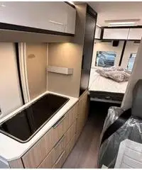 Adria plus 600 spb skyroof
