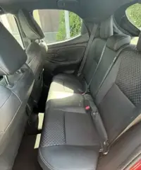 Toyota yaris Hybrido del 2020 full optional