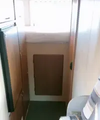 Florence camper monoscocca vetroresina