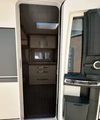 Caravan Hobby De Luxe 515 UHK