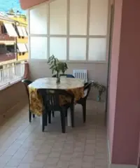 Appartamento al mar in granito e marmo da occasion