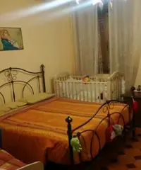 Riposto appartamento ben rifinito