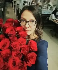 bella signora amorevole in cerca di un'anima gemella