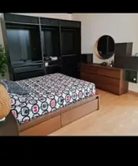 Stanza solo donne lavoratrici