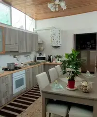 Rif 566 - Strasburgo e S.Lorenzo, pianterreno, 4 van