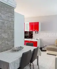 3 LOCALI CON BOX E CANTINA