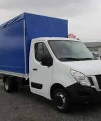 Nissan nv400 CENTINATO NUOVO