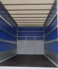 Nissan nv400 CENTINATO NUOVO