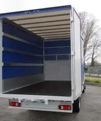 Nissan nv400 CENTINATO NUOVO