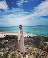 Donna single in cerca di una relazione