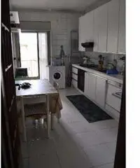 Stanza fitto Fuorigrotta Via Consalvo Studentesse