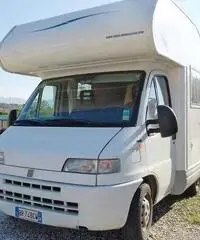 Camper sun roller