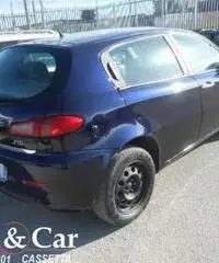 ALFA ROMEO 147 AUTOVETTURA 5 porte diesel del 2005
