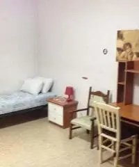 Ampia stanza singola dal 1 Marzo