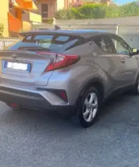 Toyota c-hr (2016-2023)