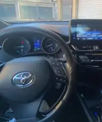 Toyota c-hr (2016-2023)