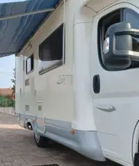 Camper Elnagh 6 posti viaggio e 6 posti letto