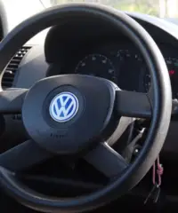 VOLKSWAGEN Polo 4ª serie - 2002