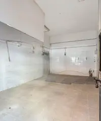 Locale commerciale in Via Tempio