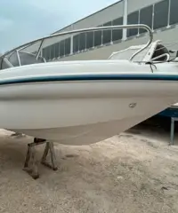 Ranieri Marvel 19 con Yamaha f40 getl