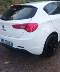 Alfa romeo Giulietta 1.6jtdm105cv2012