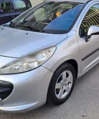 Peugeot 207 1.4 88CV 5p. XS GPL