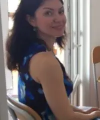 Cerco un gentiluomo moderno con un tocco di romanticismo