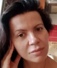 Cerco un gentiluomo moderno con un tocco di romanticismo