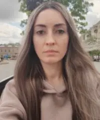 Curiosa di conoscere chi sa far sorridere