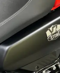 Moto Guzzi V7 850 Rosso Rovente - KM 0 TAX FREE