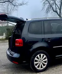 Volkswagen Touran 2.0 TDI 177 CV DSG Highline