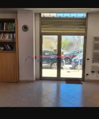 PRESSI C.SO P.MATTARELLA-Locali magazzini da 25mq