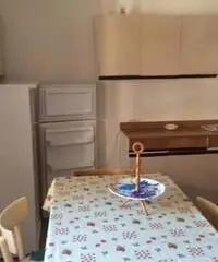 Camera singola arredata