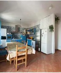 Camere con regolare contratto