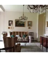 Appartamento 5 Locali, centro storico con terrazzo