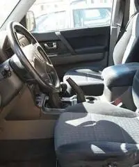 Mitsubishi Pajero 3.2 DI-D SW 5 posti