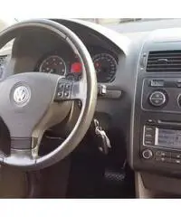 VOLKSWAGEN TOURAN 2.0 TDI 7 POSTI HIGHLINE - Veneto