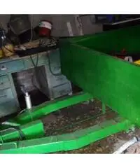 RIMORCHIO BELLO CON DOCUMENTI - Lucca